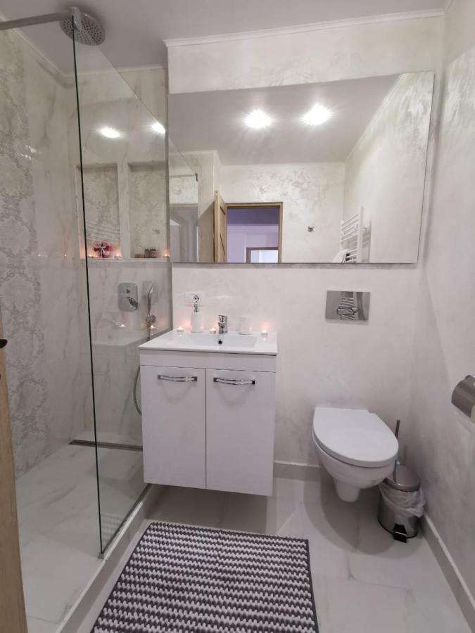 Apartament Gold Luxury Târgu Ocna Exterior photo