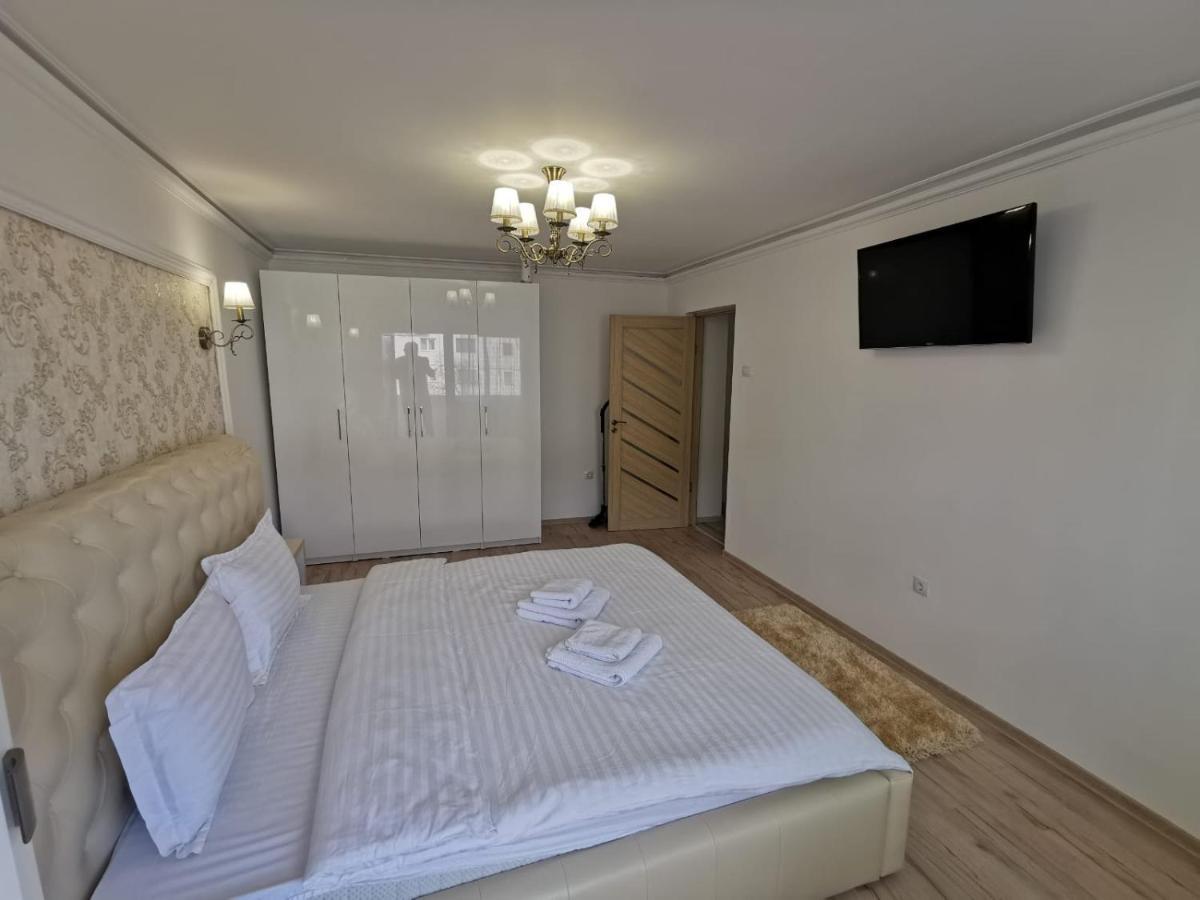 Apartament Gold Luxury Târgu Ocna Exterior photo